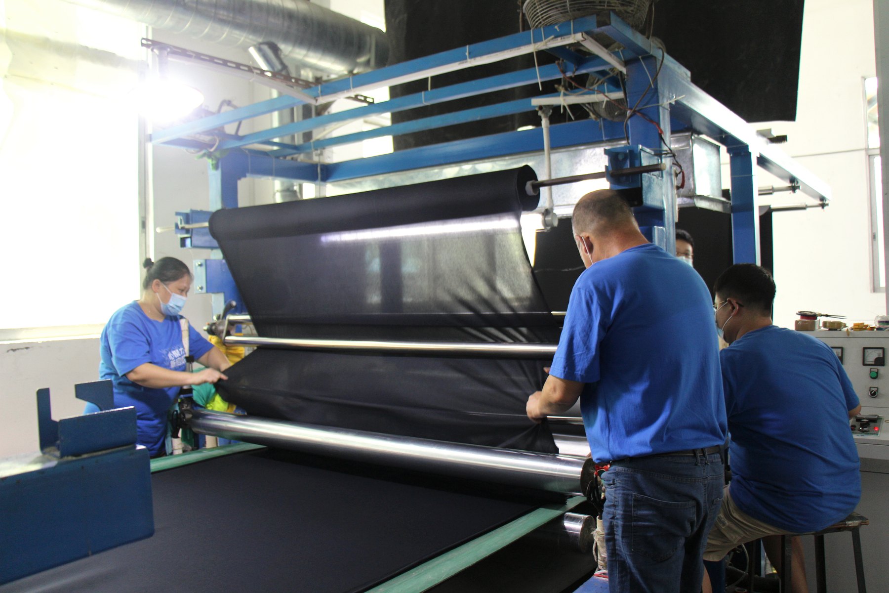 CR premium neoprene material being checked in the factory