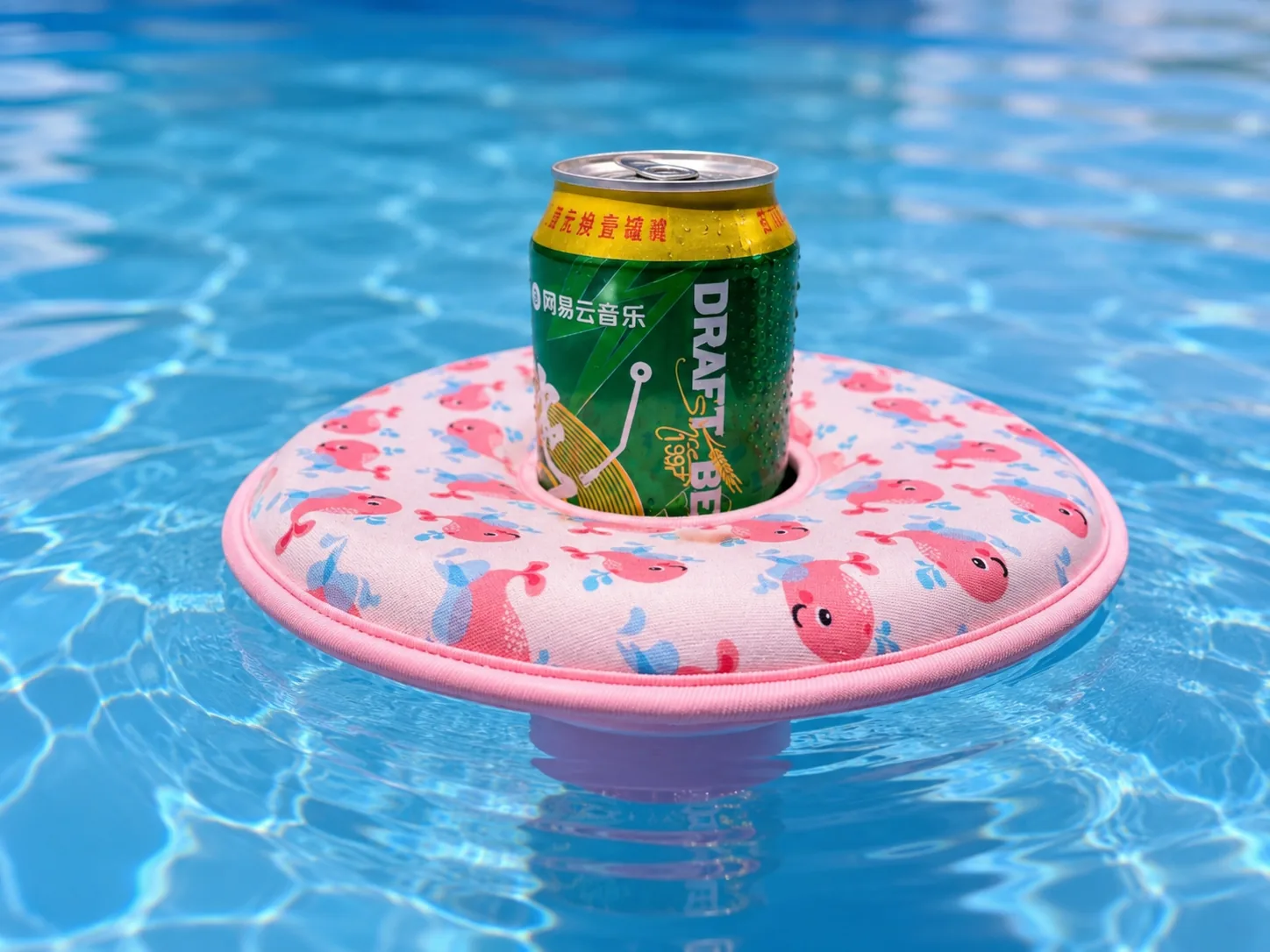 Neoprene floating can holder in a swimming pool