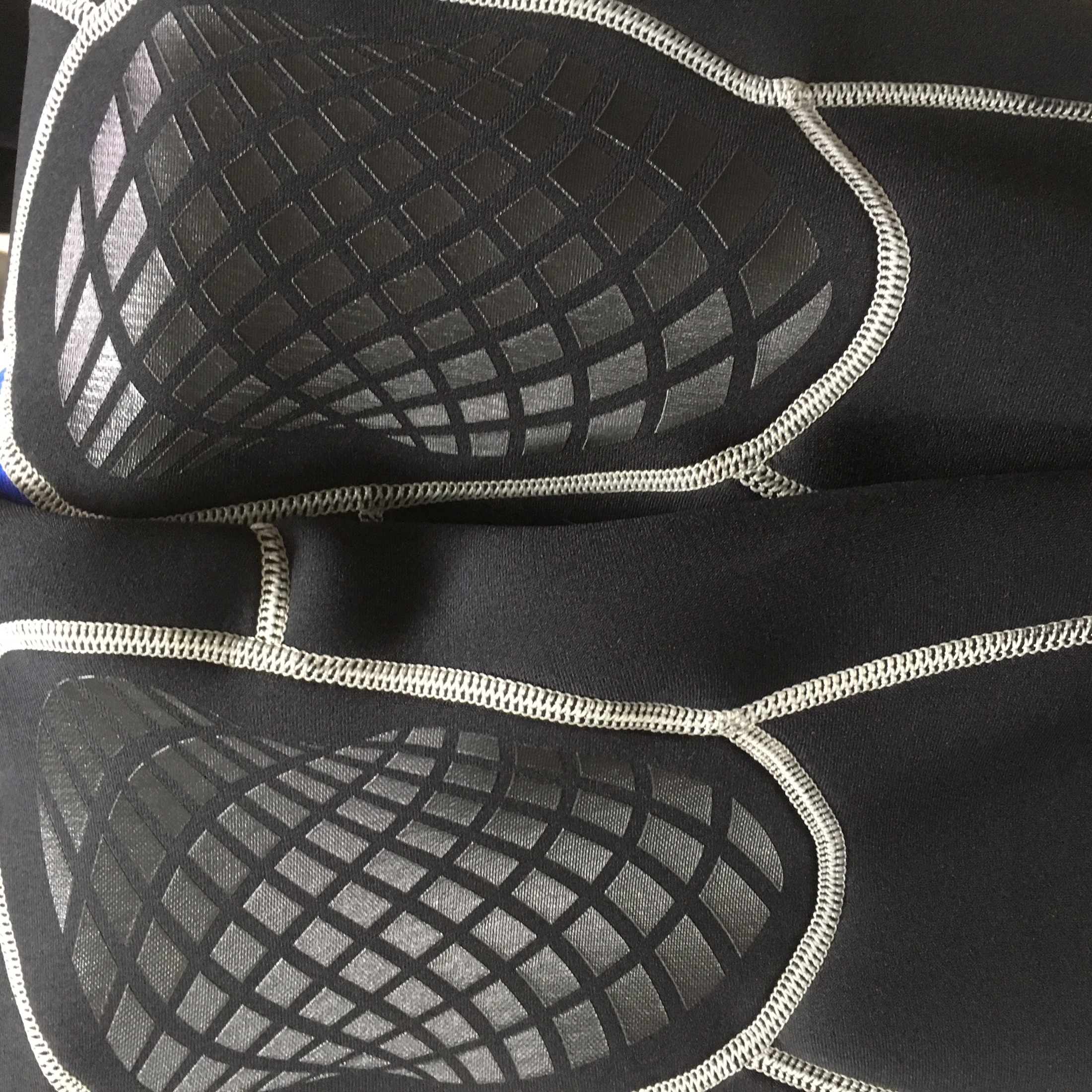 Knee reinforcement detail